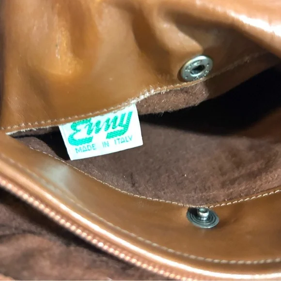 Chic Brown Leather Crossbody Bag - Picture 8 of 8